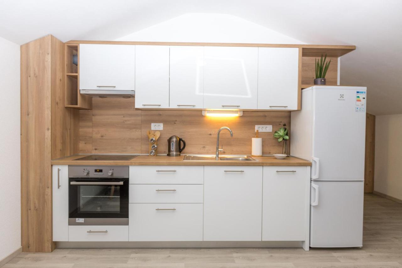 Apartmani Villa Paulo 斯塔利格拉德-帕克利尼卡 外观 照片