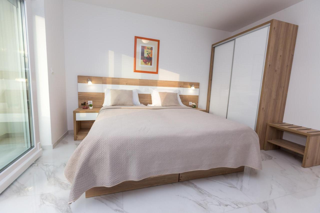 Apartmani Villa Paulo 斯塔利格拉德-帕克利尼卡 外观 照片